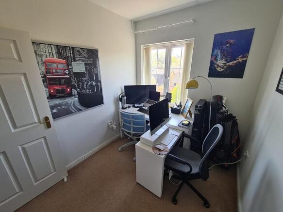 Photo 10