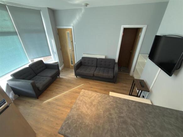 Lounge.JPEG