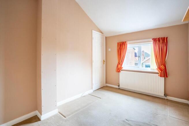 4 bed Semi-Detached for sale Image 9