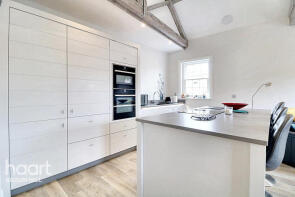 5, Cormorant Place, High Street, Westerham TN16 1RG