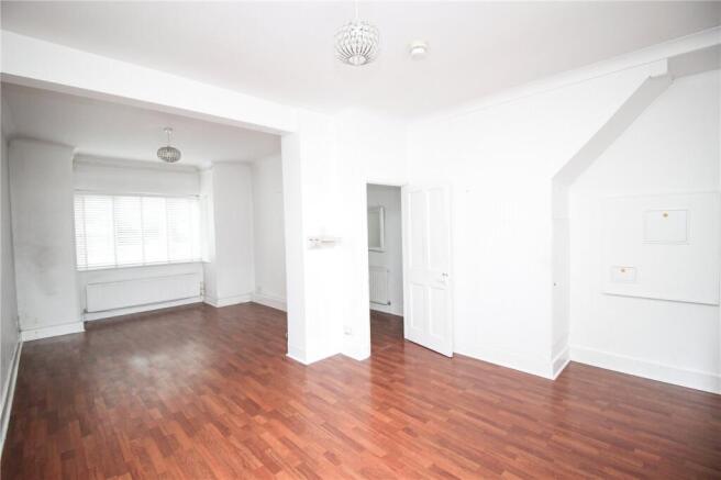Maldon Road, Southend-on-Sea, Essex, SS2 photo 4