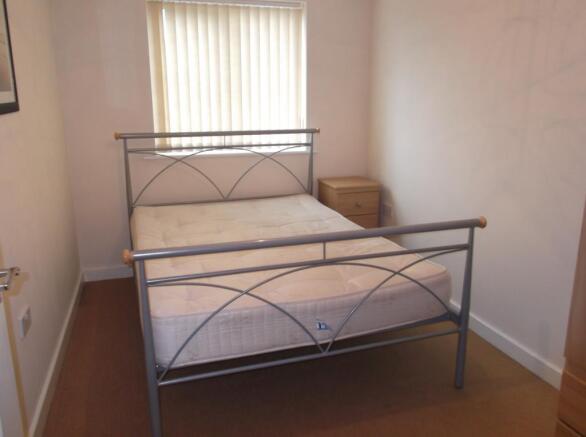 2 bed Apartment to rent Image 6