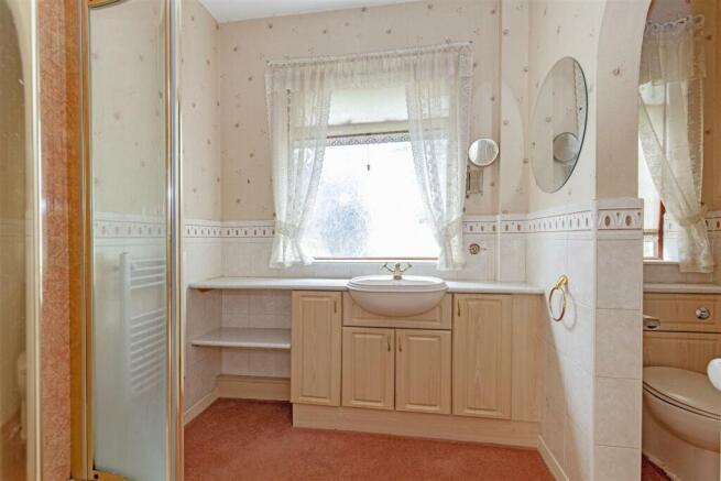Shower Room-1.jpg