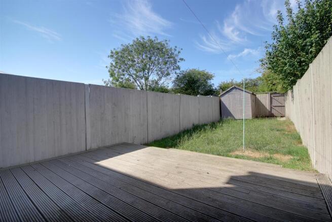 2 bed House to rent Image 7