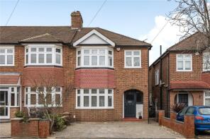 11, Lynmouth Avenue, Enfield EN1 2LP