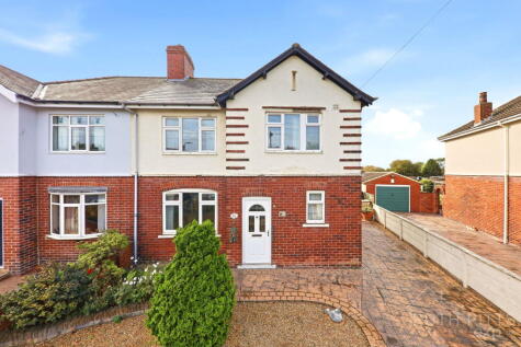 St. Helens Avenue, Hemsworth, WF9