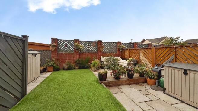 3 bed Semi-Detached for sale Image 11