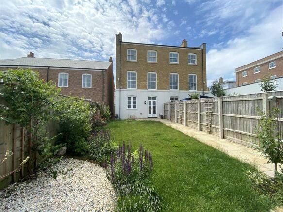 Garden/Rear