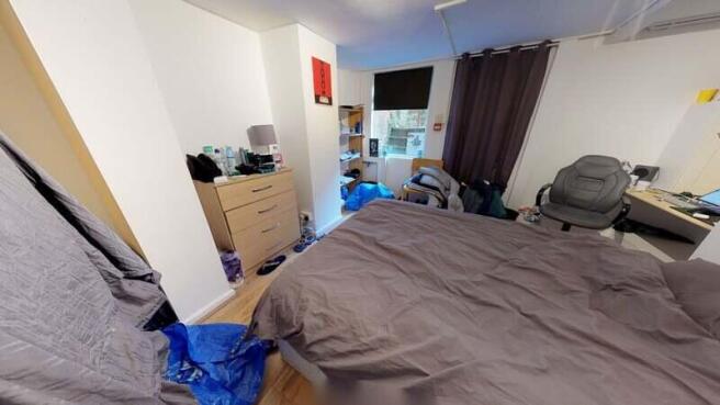 5 bed Terraced to rent Image 6