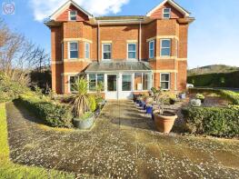 2, 132, Brent Street, Brent Knoll, Highbridge TA9 4BB