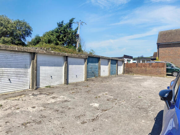 Land and garages at Haresfoot Close, Funtington, Chichester PO18 9LR
