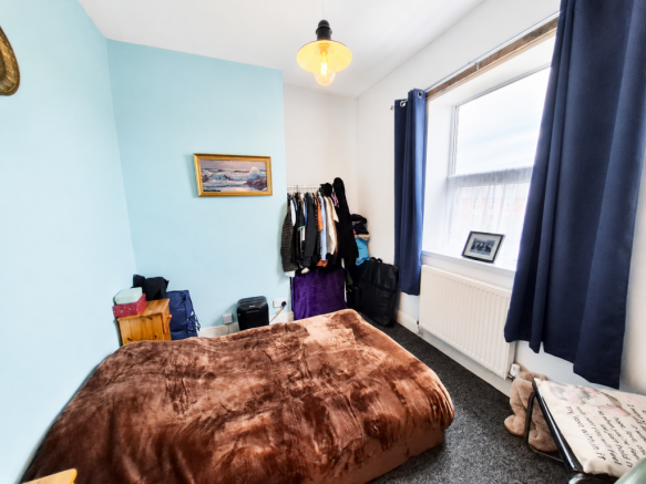 3 bed Terraced for sale Image 12