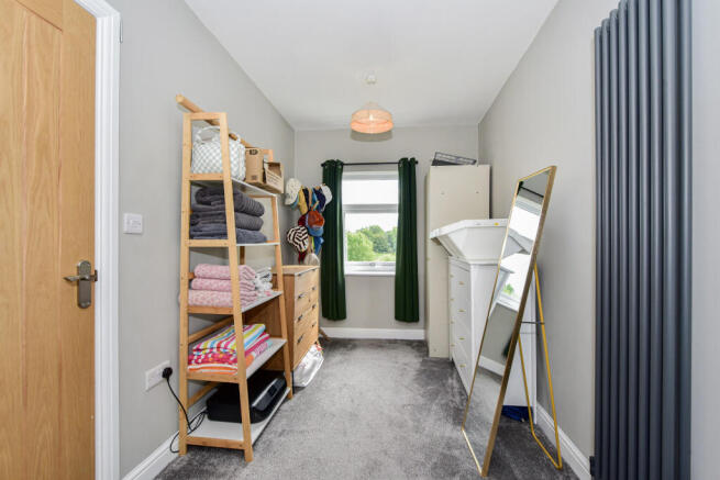 4 bed Detached for sale Image 12