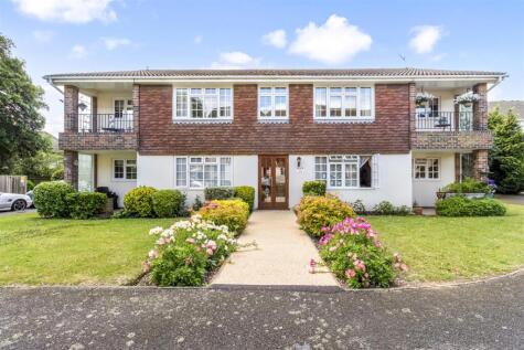 Lamorna Grove, Worthing