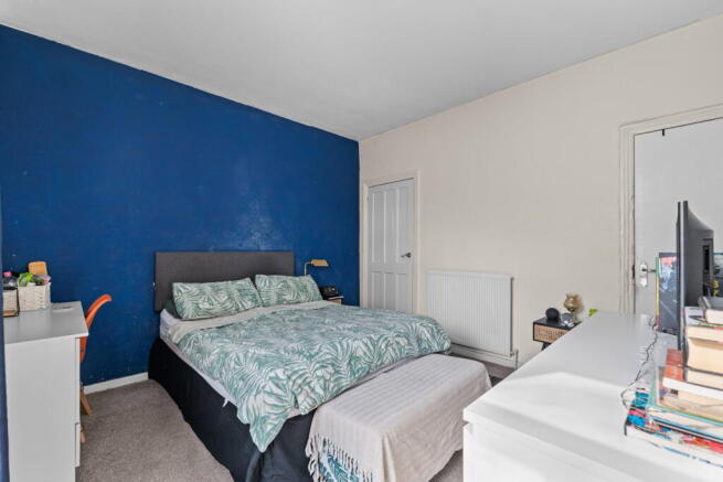 3 bed Terraced for sale Image 11