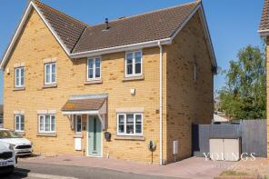 4, Jasmine Close, Canvey Island SS8 0HT
