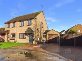 64, Faulkeners Way, Felixstowe IP11 0FA