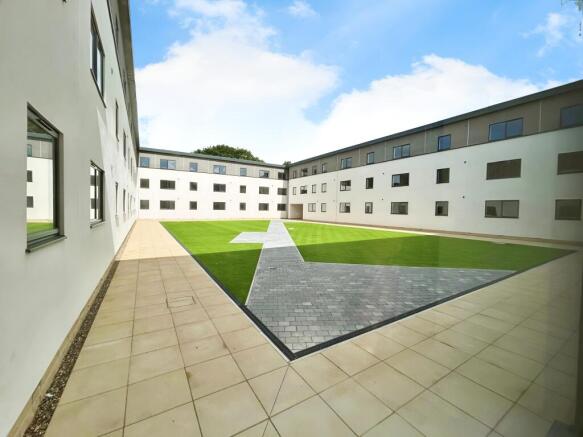 1 bed Apartment to rent Image 8