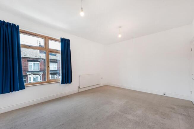 3 bed Terraced for sale Image 6