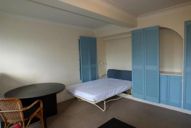5 FC Bed.JPG