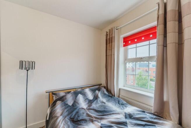 2 bed Apartment for sale Image 11
