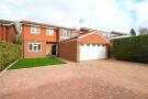 5 bed detached - Merrilyn Close, Claygate, Esher, Surrey, KT10 image 7