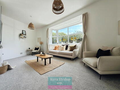 Broadclyst, Exeter, EX5 3AQ