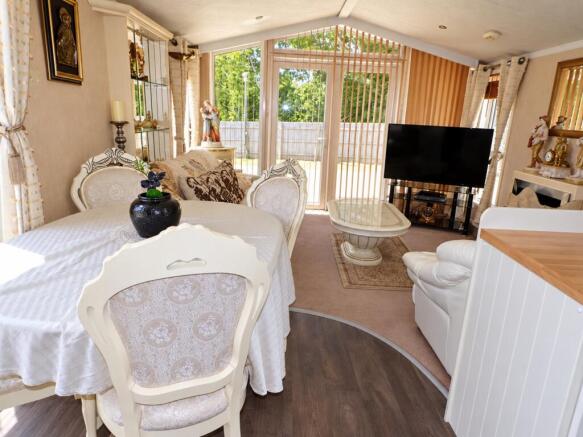 Open Plan Kitchen/ Lounge