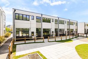 Flat 3, Sydney House, Spindle Close, Folkestone CT18 7UJ