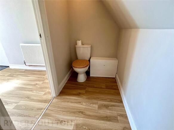 3 bed Terraced to rent Image 11