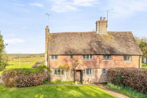 Cleavers Cottage North, Cleavers Lane, Haywards Heath RH17 5HZ