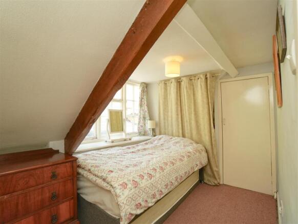 2 bed Cottage for sale Image 12