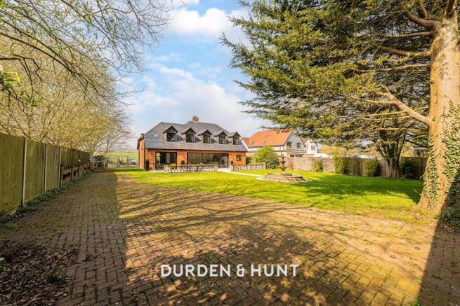 Theydon-92.2.jpg