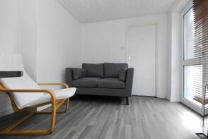 Ground Floor Flat, Cheltenham Place, Greenbank Road, Plymouth PL4 7DZ