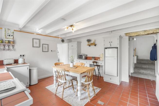 3 bed Semi-Detached for sale Image 6