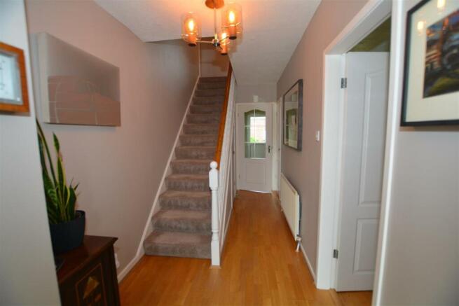 Hallway.JPG