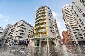 Flat 5, Hayward, Chatham Place, Reading RG1 7AZ