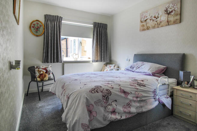 2 bed Semi-Detached for sale Image 6