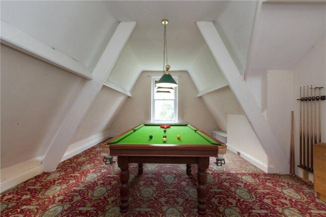 Bedroom 7/Games Room