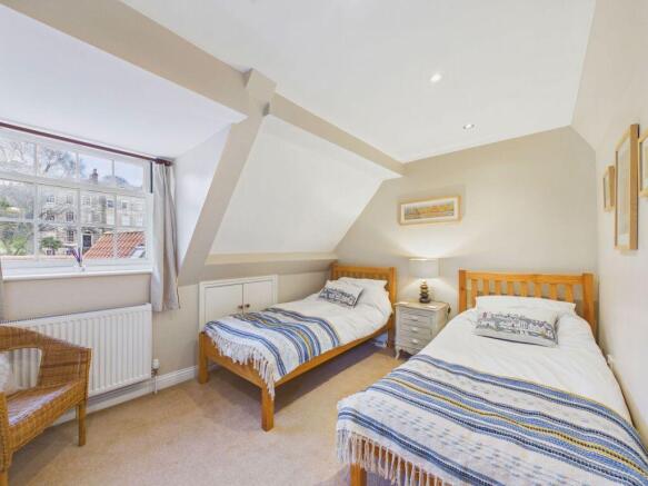 3 bed Cottage for sale Image 8