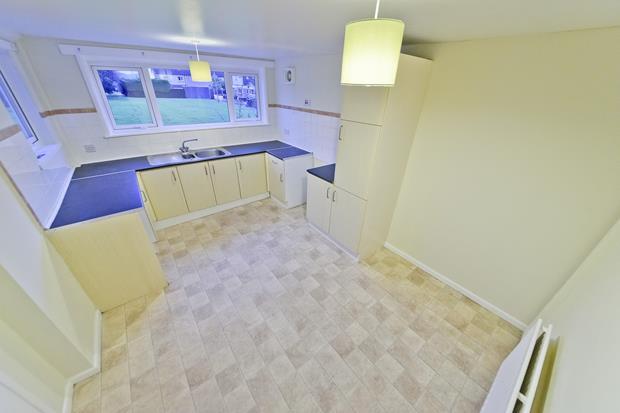 8 WANTAGE. WOODSIDE. TF7 5PA - 13