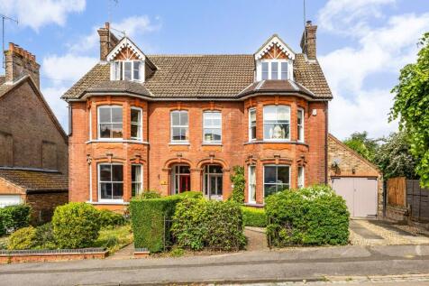 Clarence Road, Harpenden, Hertfordshire