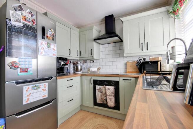 3 bed End of Terrace for sale Image 6
