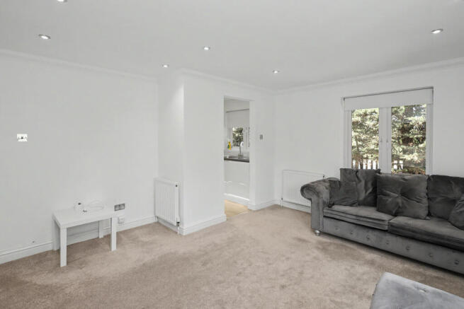 16 Sands Way, Woodford Green, IG8 8EJ