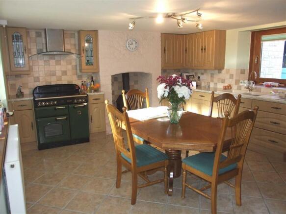 Kitchen/Breakfast Room