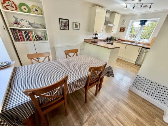 Kestrel Way, Yeovil, Somerset, BA22 photo 4