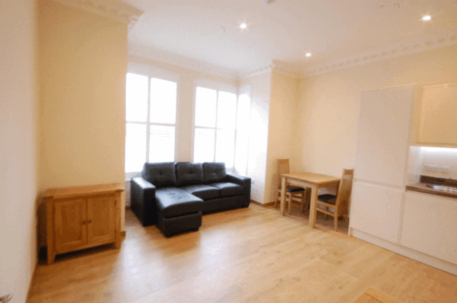 Lounge.gif