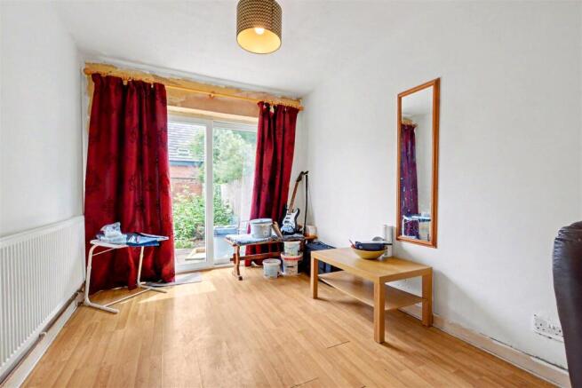 Dining Area.jpeg
