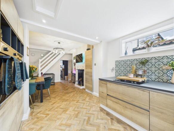 Kitchen/Dining Area