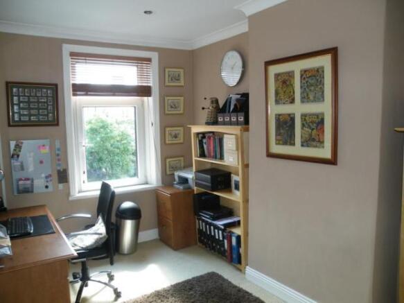 Photo 10